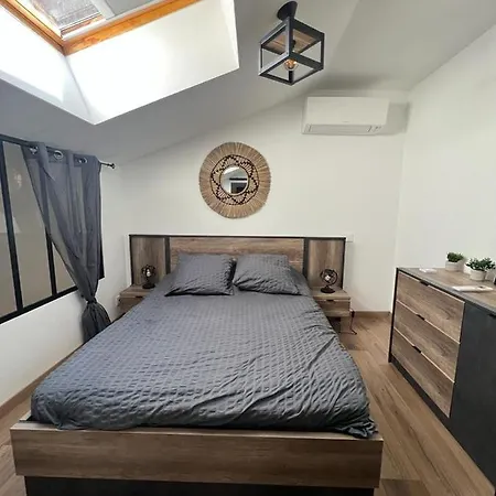 Duplex Meuble Face Aux Arenes D'arles