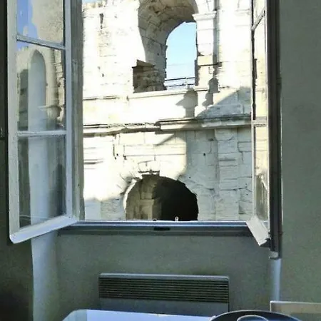 Duplex Meuble Face Aux Arenes D'arles *
